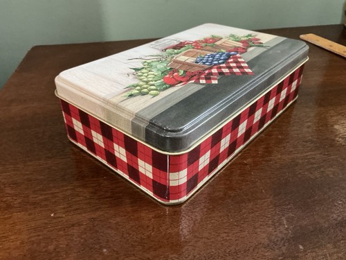 Vintage giftco tin box - vintage,