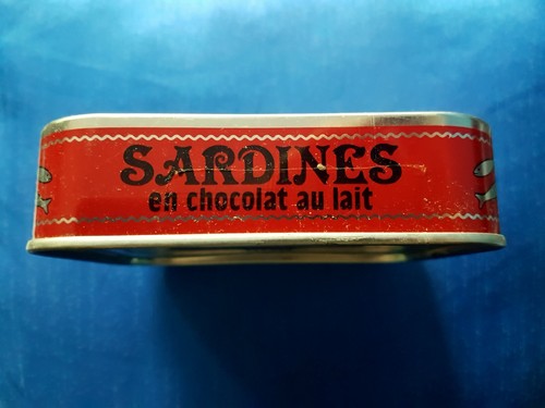 Lots vintage tea - lots, tins